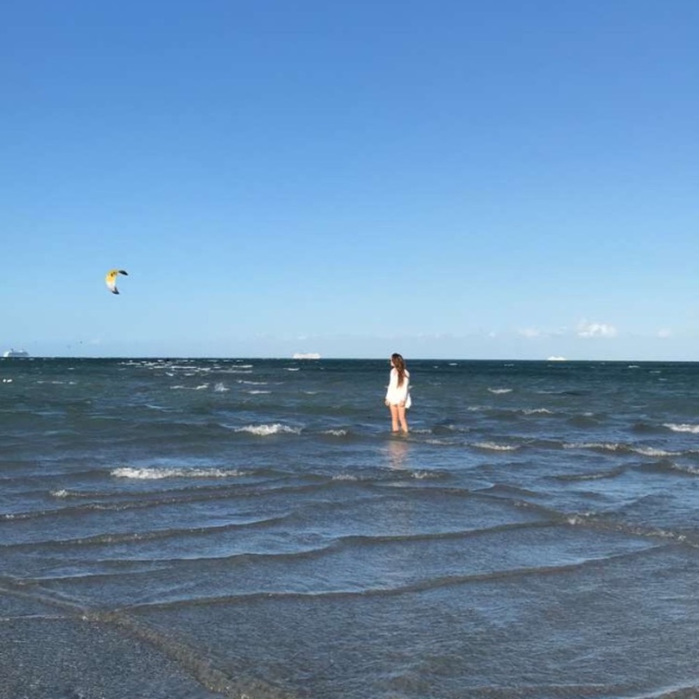 Meet your Posher, Sky